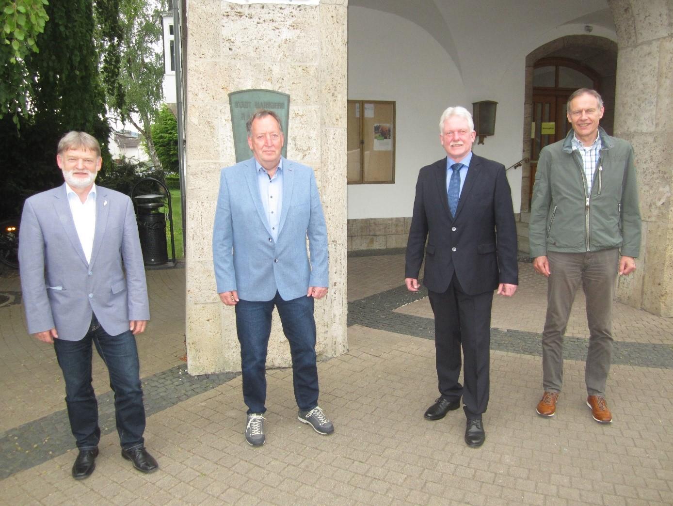 (v. l. n. r.) Antonius Löhr, Christoph Schulte, Bürgermeister Thomas Schröder, Lothar Bilstein