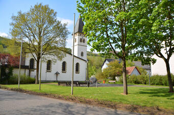 Die Kirche Beringhausen