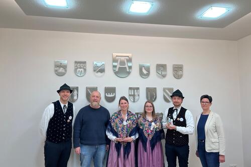 Volkstanzgruppe Leitmar als Preisträger gewürdigt